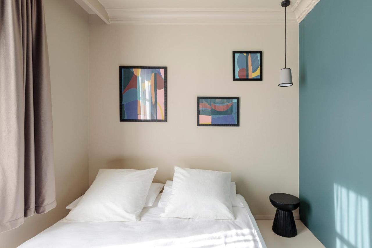 Hotel Corneille - Entree Autonome, Reception En Ligne - Encore Mieux トゥール エクステリア 写真
