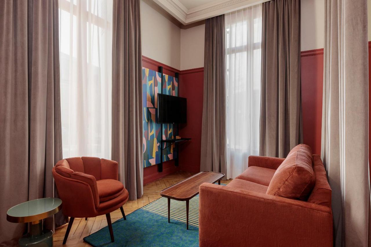 Hotel Corneille - Entree Autonome, Reception En Ligne - Encore Mieux トゥール エクステリア 写真