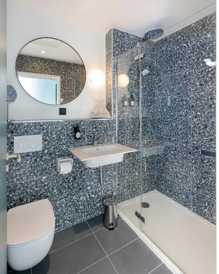 Hotel Corneille - Entree Autonome, Reception En Ligne - Encore Mieux トゥール エクステリア 写真